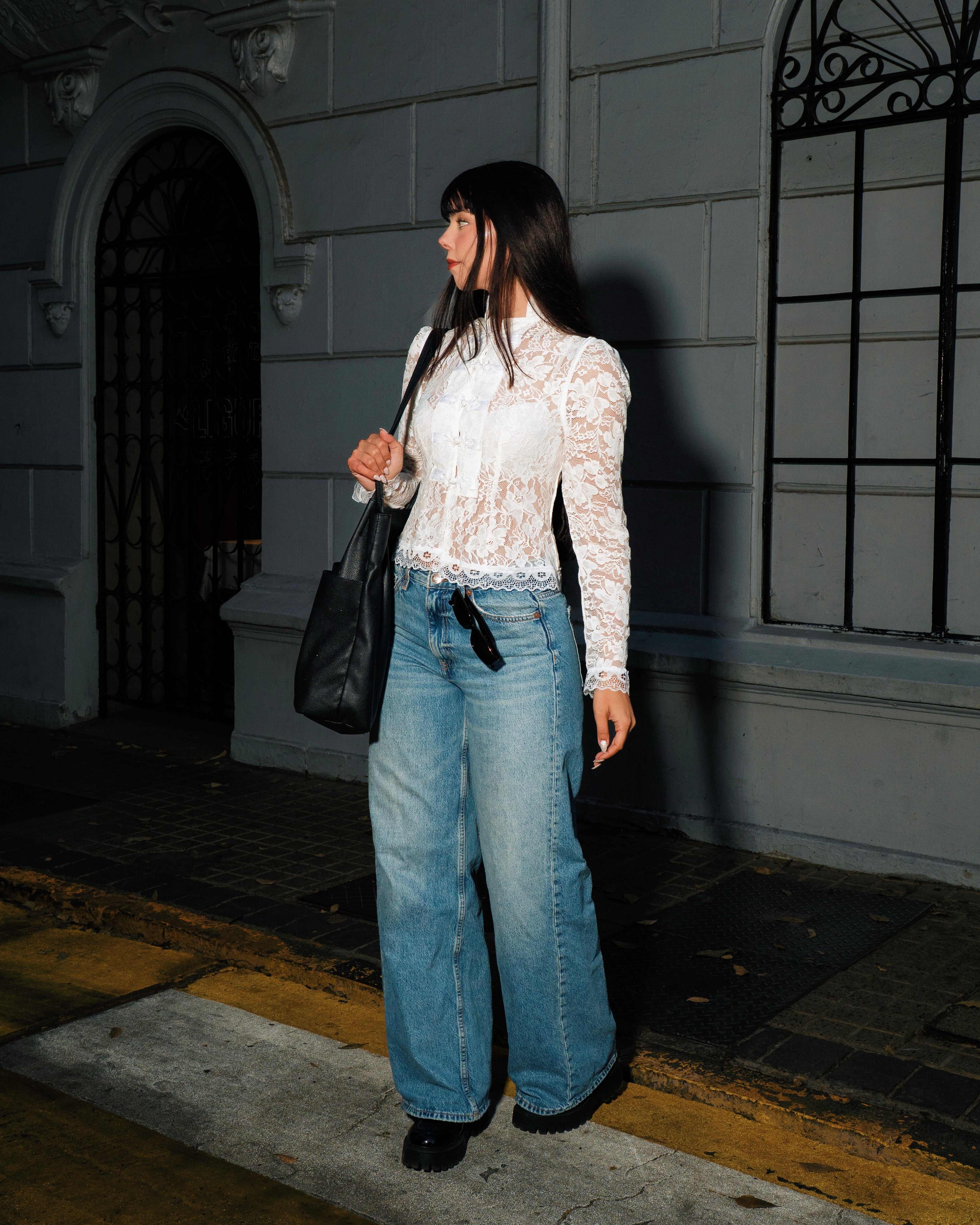 Yin Lace Top Manga Larga