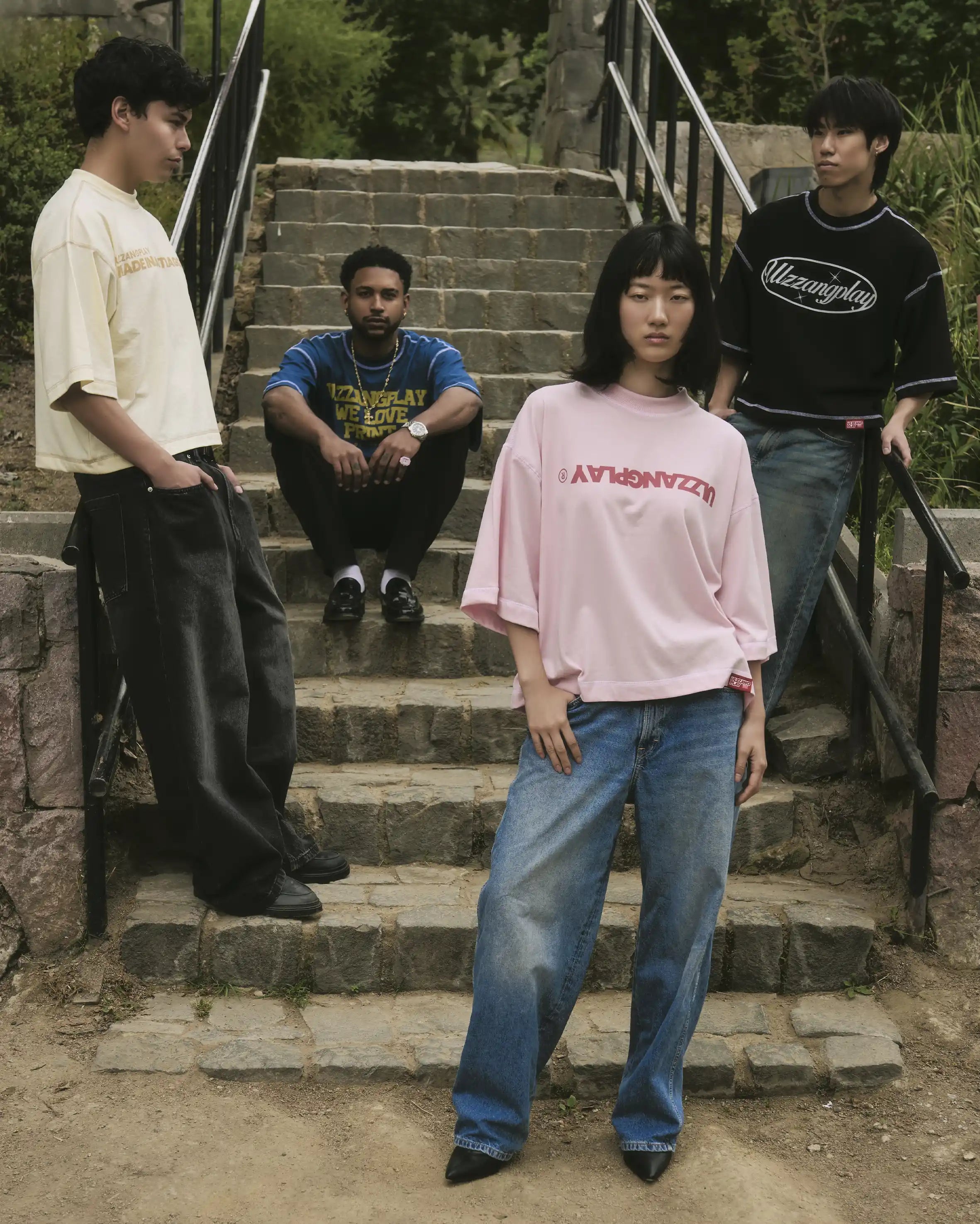 Ulzzangplay Circle Logo