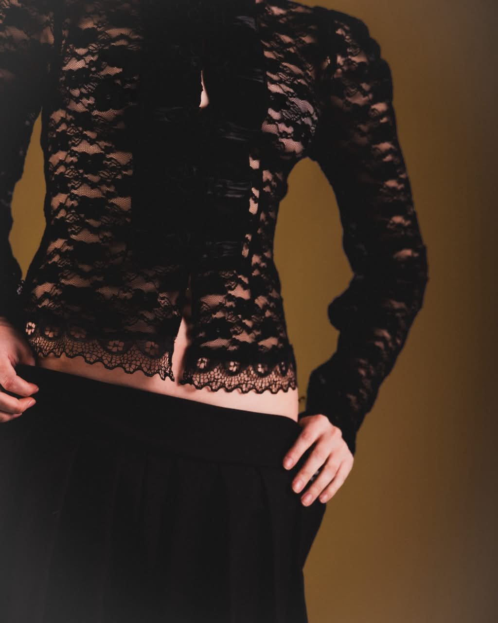 Yin Lace Top Manga Larga