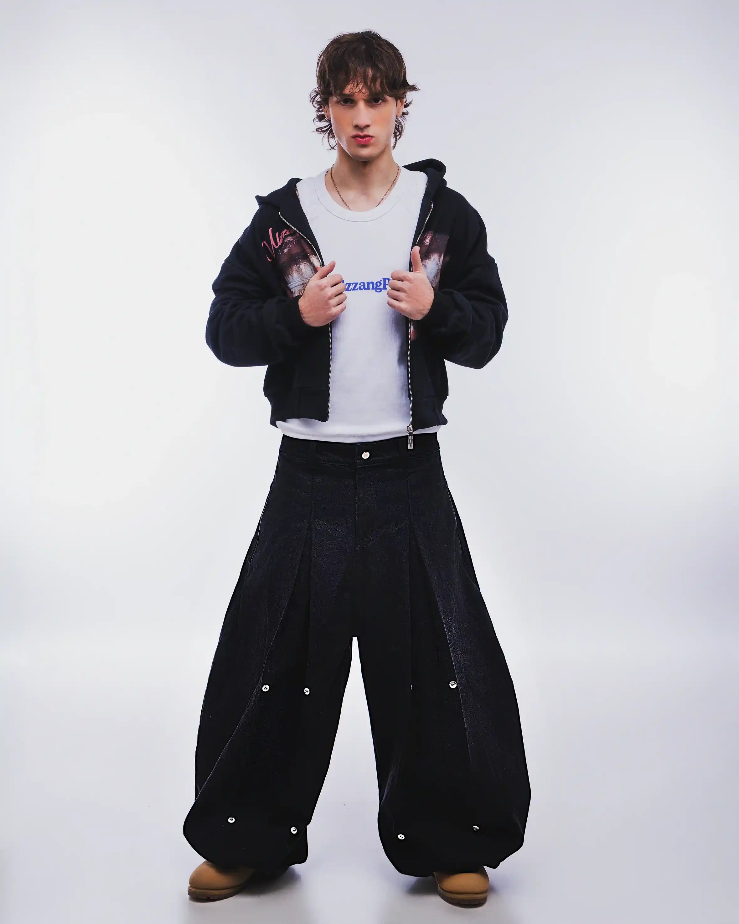 THE PLAY BOTTOMS BLACK JEANS