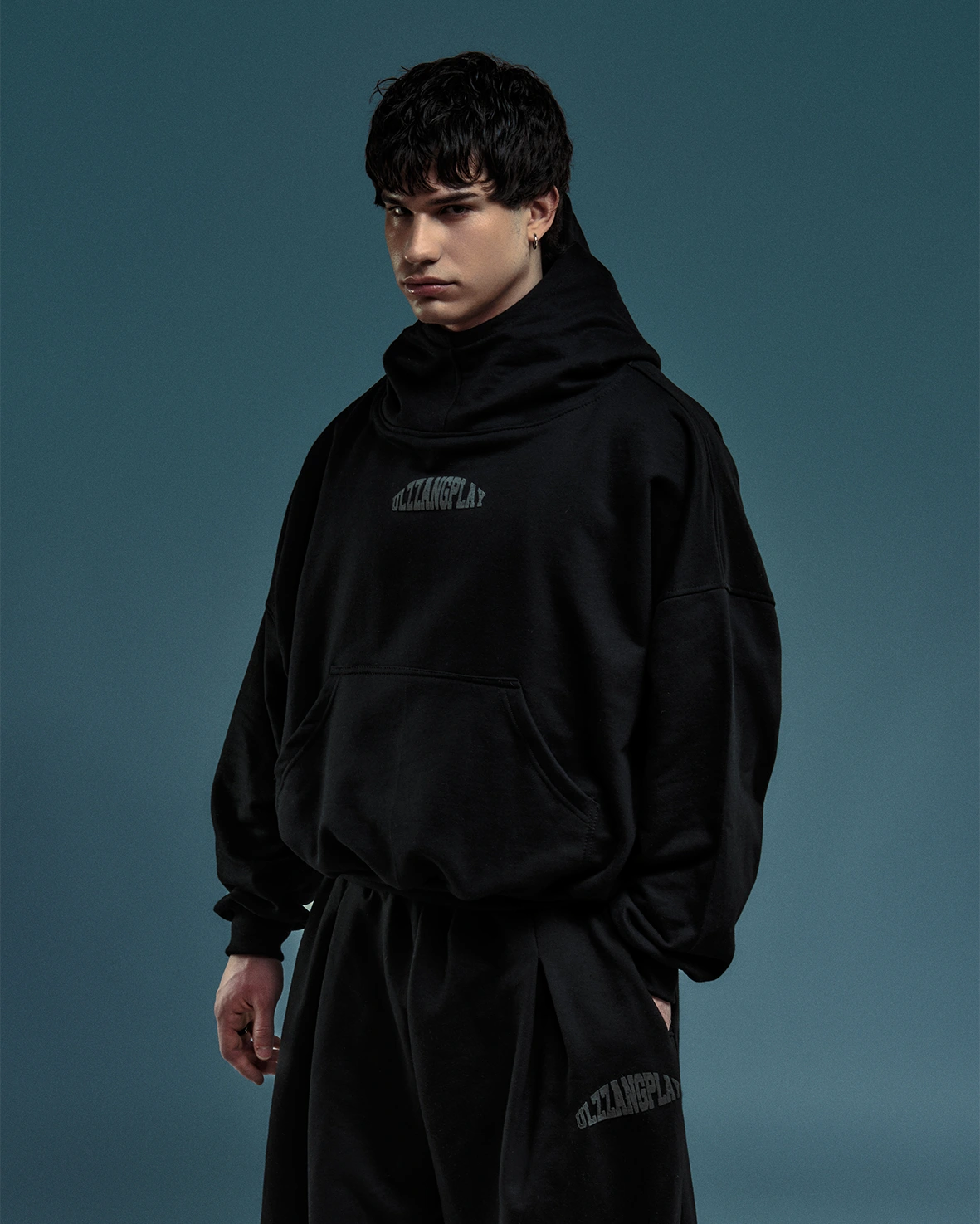 HOODIE “FULLPLAY“